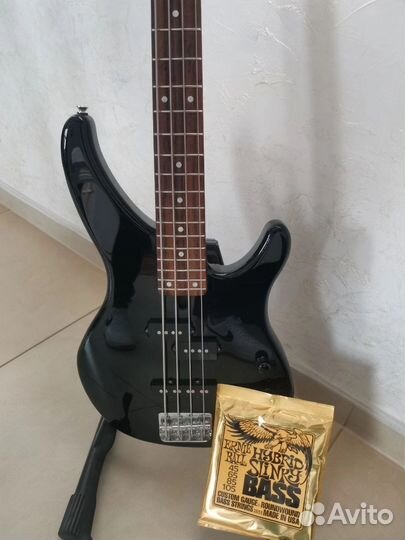 Басс гитара yamaha trbx174