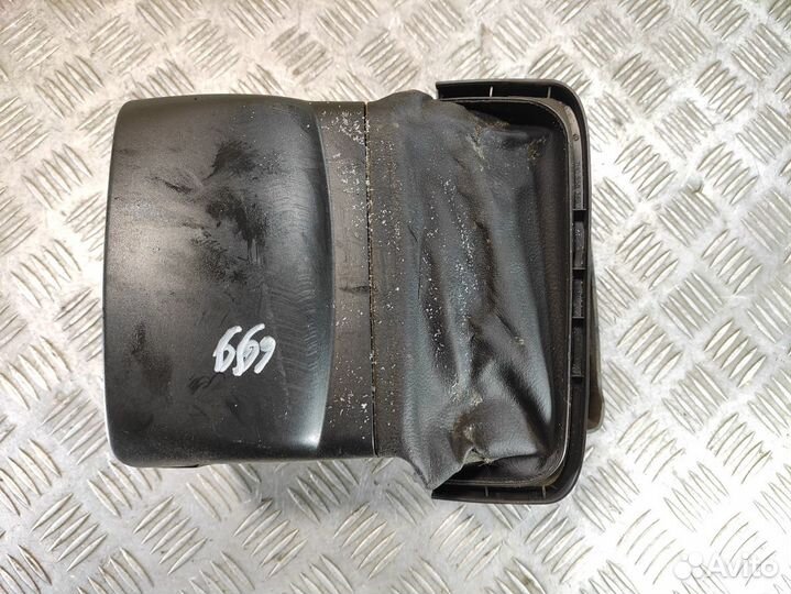 Кожух рулевой колонки Volkswagen Transporter T5