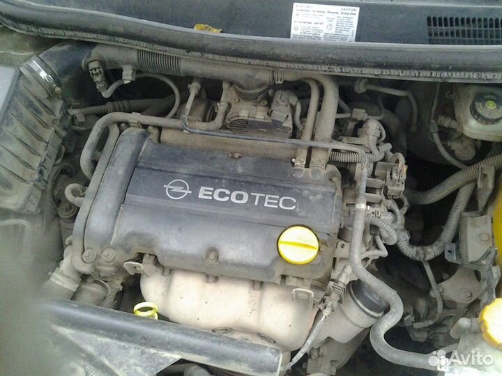 Крышка модуля катушки зажигания Opel Corsa D