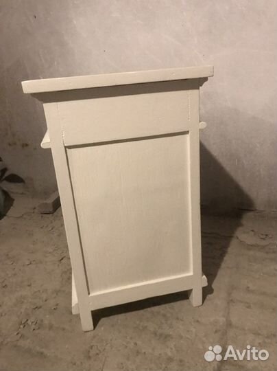 Тумбочка старинная дерево