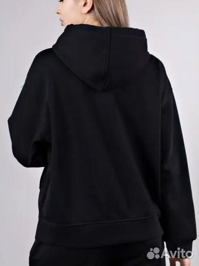 Спортивный костюм женский