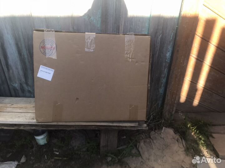 Радиатор охлаждения Volkswagen Golf 4