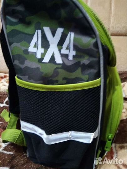 Рюкзак школьный для мальчика (б/у 7 мес.)