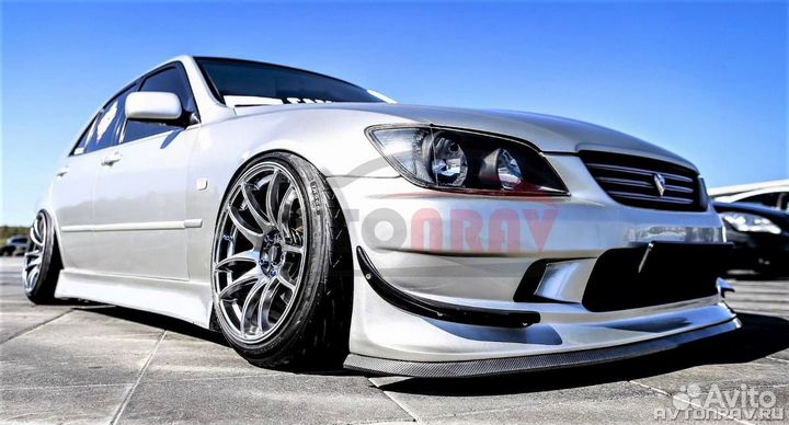 Губа на передний бампер (карбон)