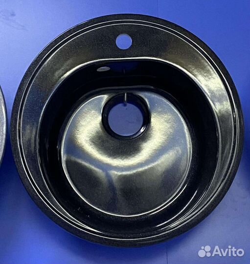 Мойка на кухню новая в наличии