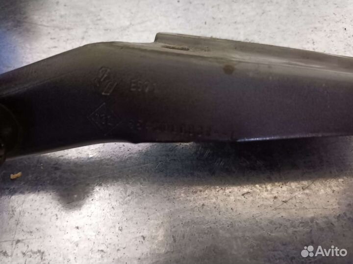 Петли капота Renault Megane3