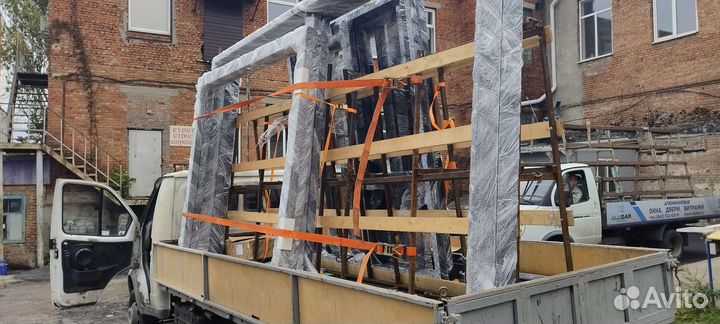 Авто с Пирамидой Доставка окон, дверей до 5 тонн