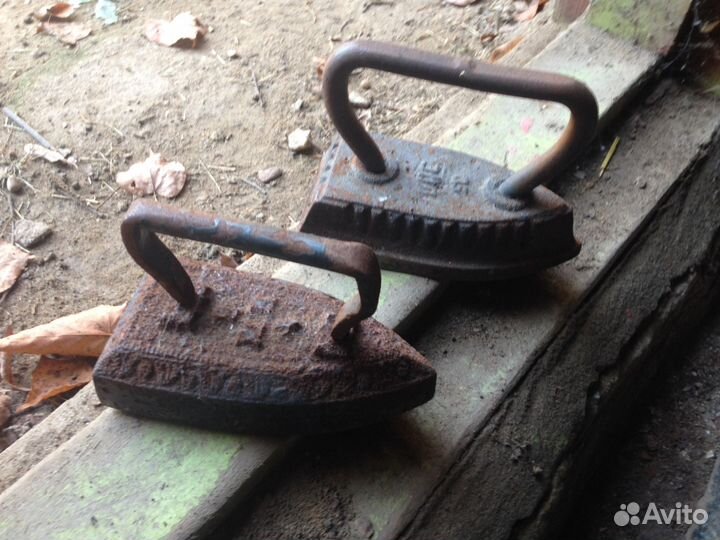 Старинный утюг