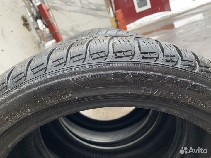 Pirelli Winter Sottozero 225/45 R18