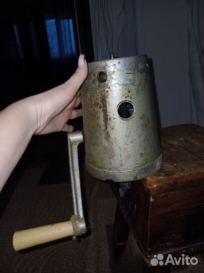 Сепаратор для молока ручной