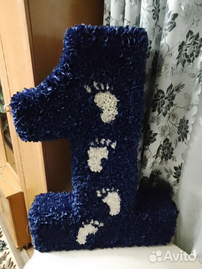 Цифра 1 на годик, шарики и свеча на торт 1 годик