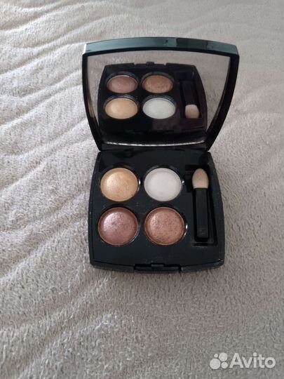 Тени для век chanel