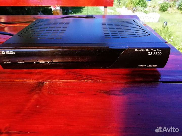 Ресивер триколор, антенна и кронштейн