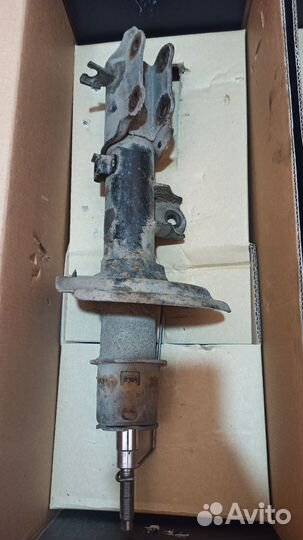 Стойка амортизационная передняя kia rio 3 оригинал