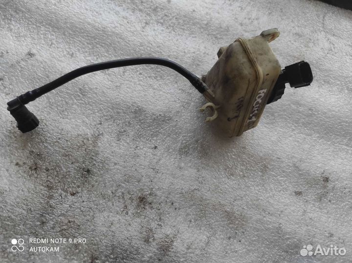 Бачок главного тормозного цилиндра Ford focus 1