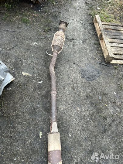 Глушитель с катализатором Dodge Stratus 2