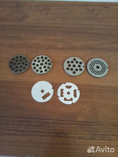 Нож и решетки для мясорубок braun