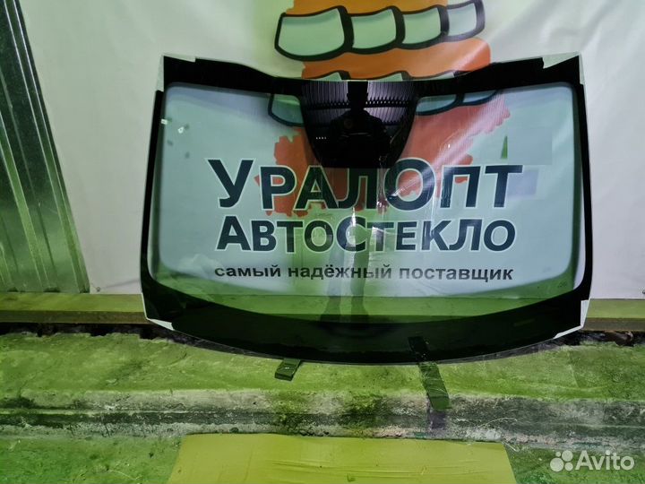 Лобовое стекло VW Transporter T6