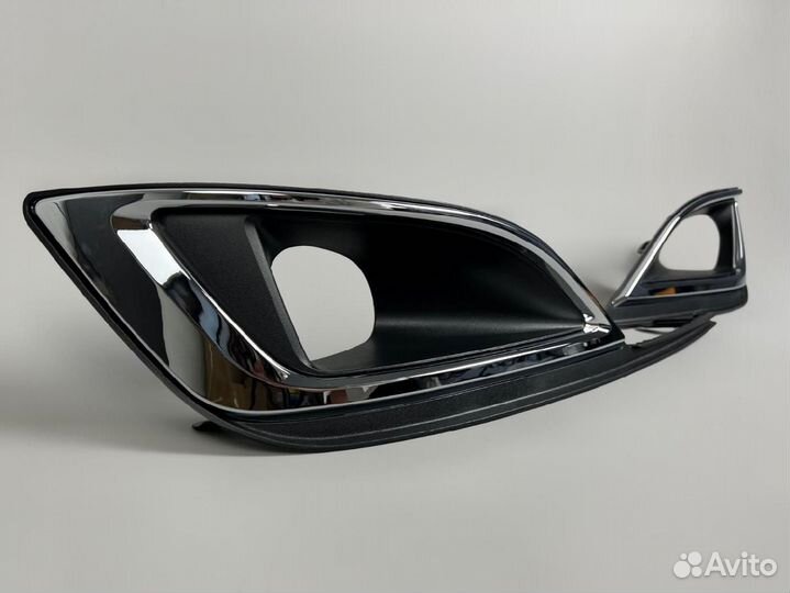 Туманки Toyota Noah 80 с 2018 dlaa TY1730 S2372