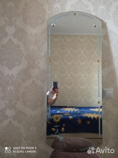 Зеркало настенное овальное