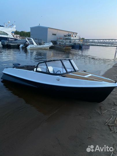 Катер Афалина 395 с мотором Yamaha 9.9