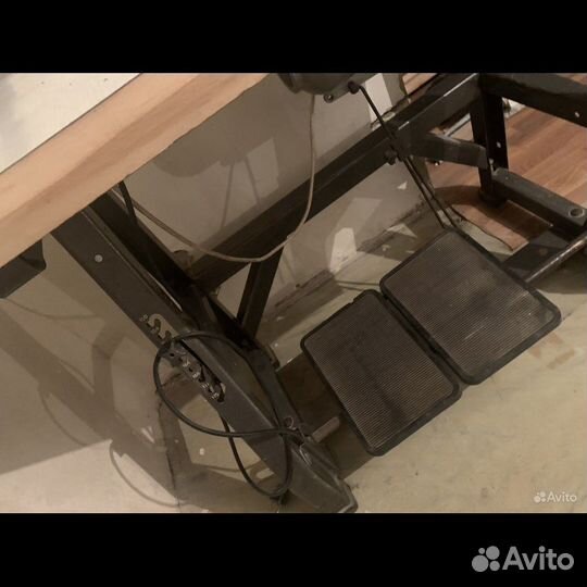 Промышленная швейная машинка