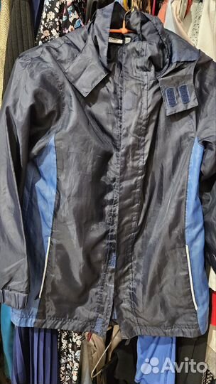 Ветровка на мальчика 152