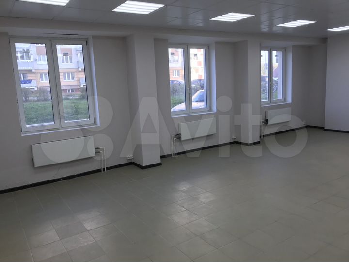 Свободного назначения, 90 м²