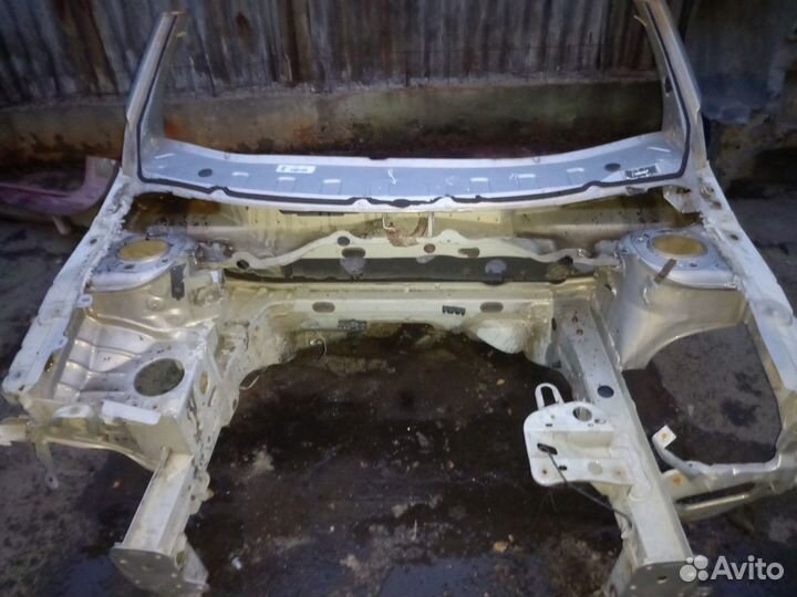 Четверть левая Renault Megane 2