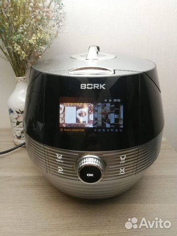 Мультиварка Bork U803