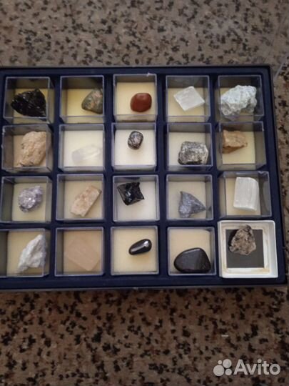 Коллекция камней и минералов мира