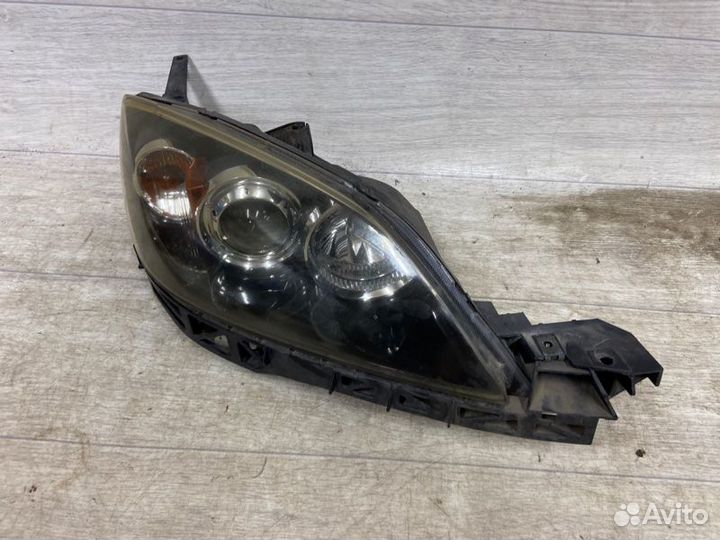 Фара правая Mazda 3 BK 2007