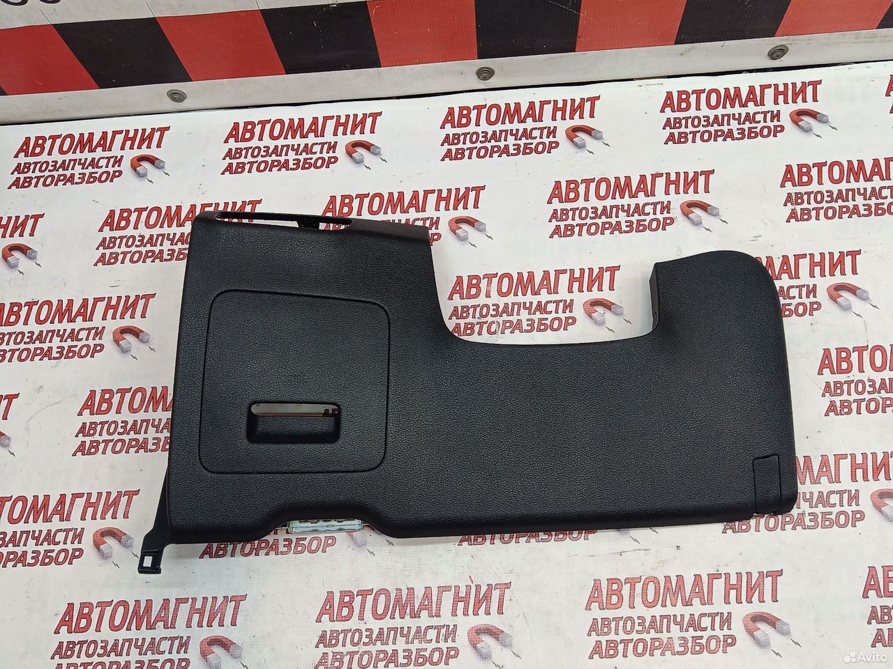 Накладка торпедо нижняя Хендай Санта Фе 4 TM