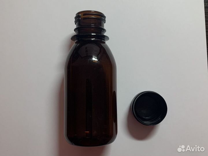 Пластиковая банка 100 мл с крышкой