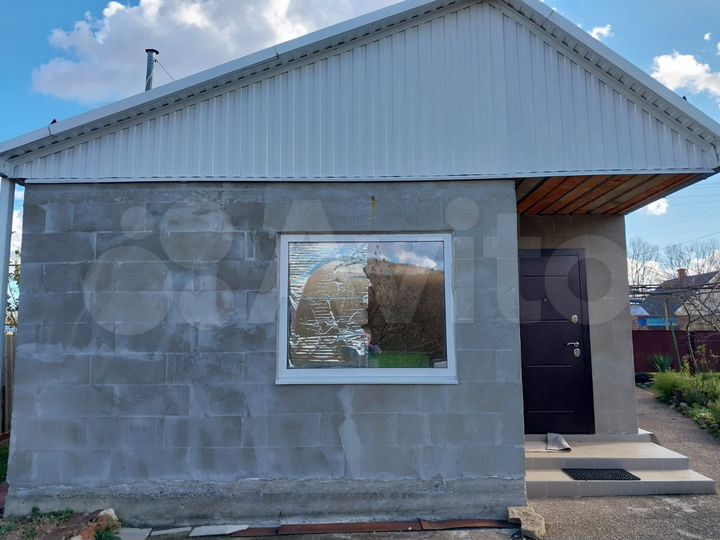 Дом 56 м² на участке 10 сот.