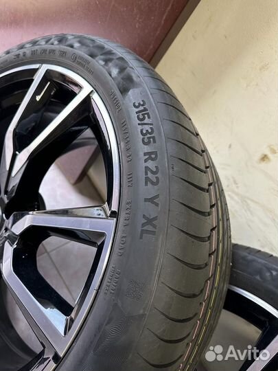 Новые летние комплект колеса BMW Х7 G07 R22 755M