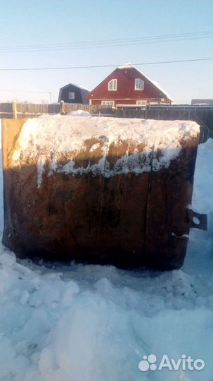 Емкость для воды металлическая