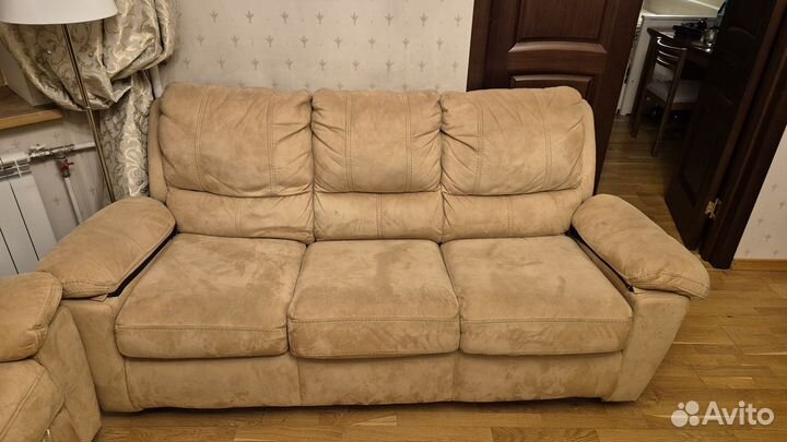 Диван и два кресла реклайнеры