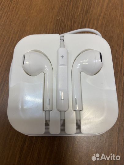Наушники earpods