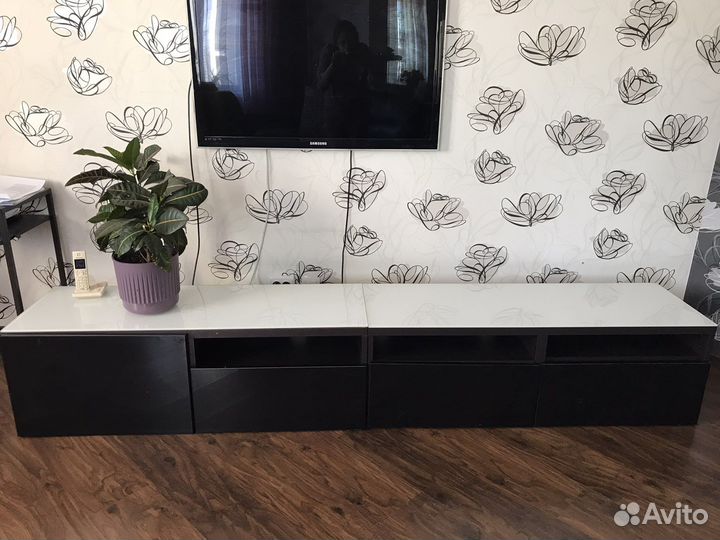 Продам тумбу под тв IKEA. Состоит из двух штук