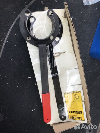 Приспособление для блокировки распредвала renault