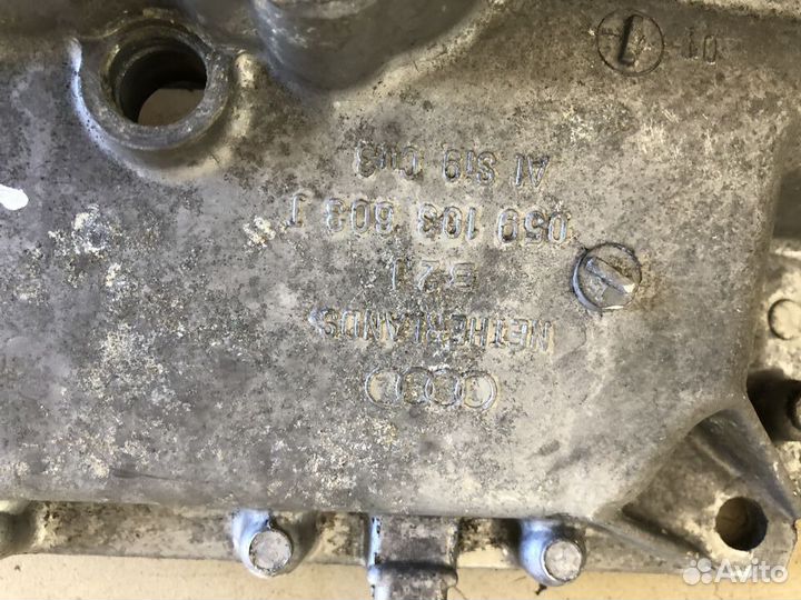 Поддон двигателя Audi A6 C5 2.5