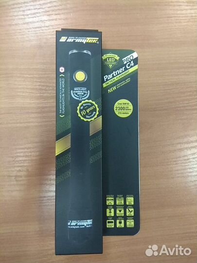 Армитек Партнёр С4 Про v3 XHP35 (белый свет)