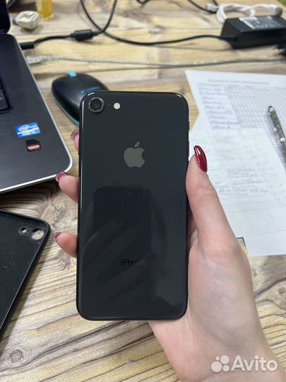 iPhone 8, 256 ГБ