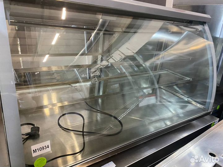 Витрина кондитерская