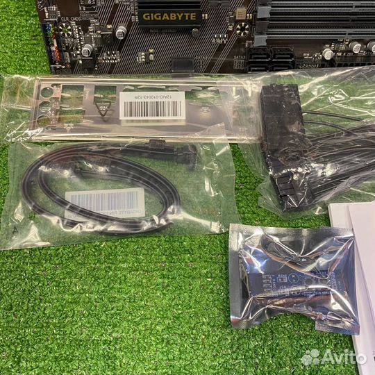 Новая материнская плата gigabyte GA-B250-FinTech