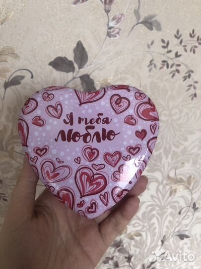 Жестяная коробка