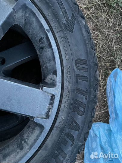 Goodyear Ultra Grip Ice Arctic 2 205/55 R16