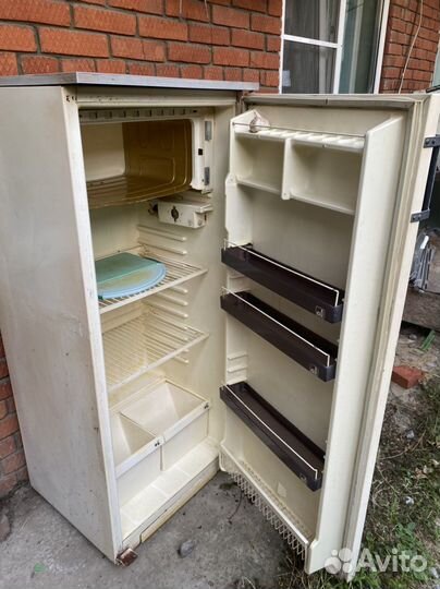 Холодильник бу