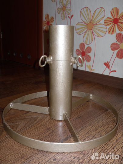 Подставка под ёлку